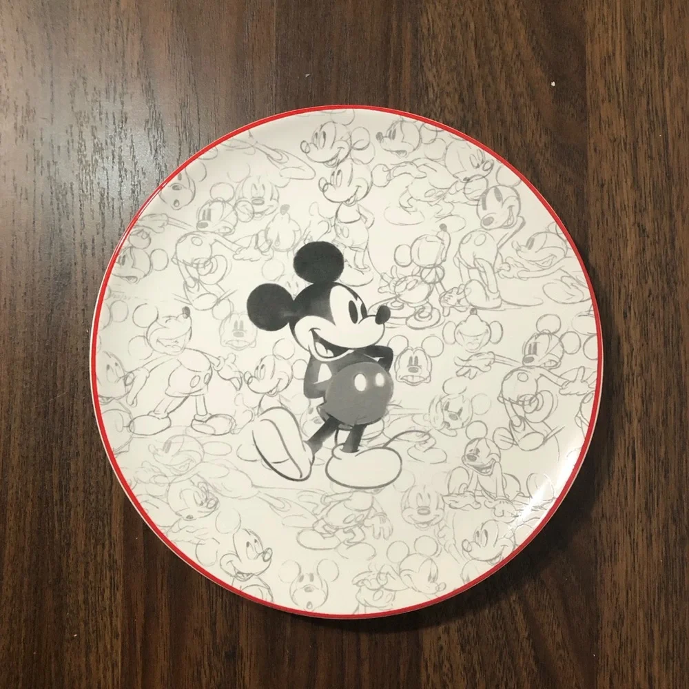 Pottery Barn Disney Mickey Mouse Stoneware Salad Plates Set of 4